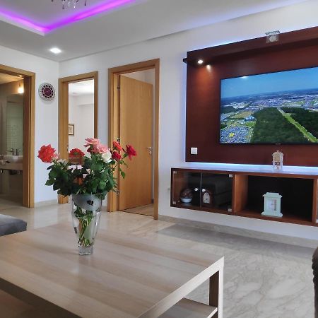 La Marina Luxury Apartment Fully Furnished Free Wifi, High Standard Residence, Amazing Prime Location Close To Restaurants, Transport, Beach And Bouregreg River ساليه المظهر الخارجي الصورة