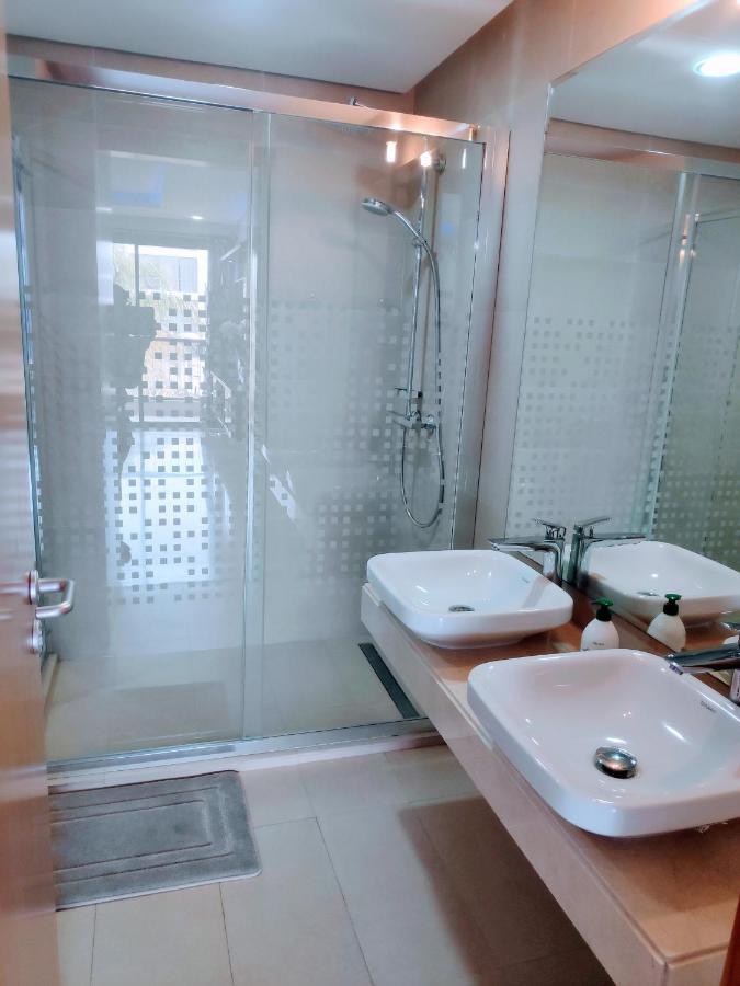 La Marina Luxury Apartment Fully Furnished Free Wifi, High Standard Residence, Amazing Prime Location Close To Restaurants, Transport, Beach And Bouregreg River ساليه المظهر الخارجي الصورة